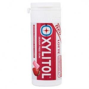 Lotte Xylitol Chewing Gum Strawberry Flavour 29g